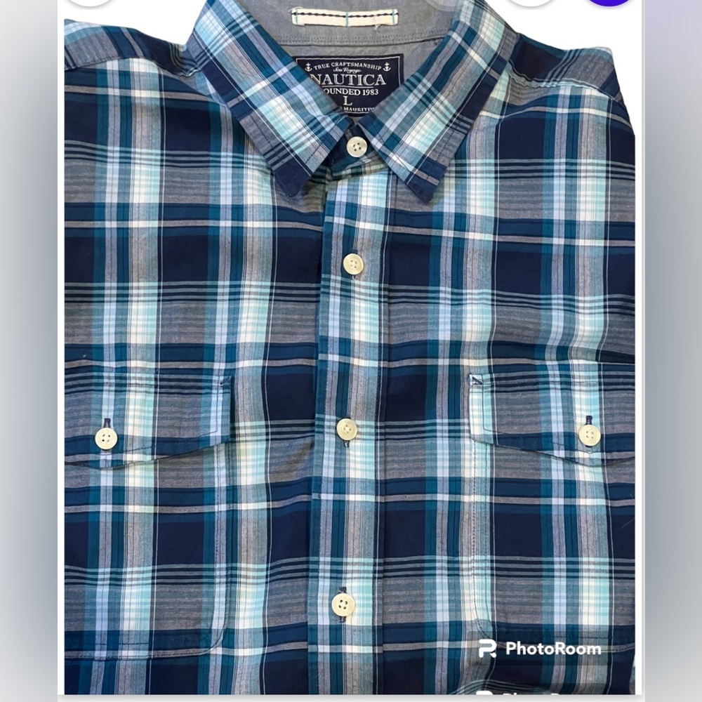 Nautica Men’s‎ Large Blue Plaid Button Down Long Sleeve Front Pockets Shirt